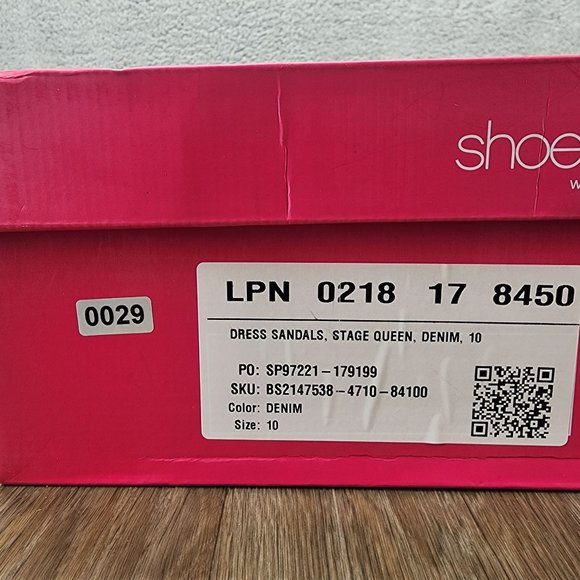 Shoe Dazzle Stage Queen Women's Sz 10 Blue Denim Ankle Tie Square Toe High Heels - Picture 8 of 9